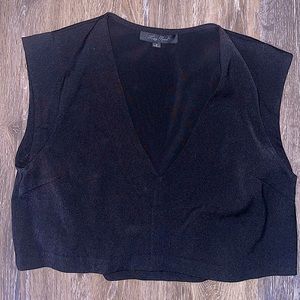 Black crop top